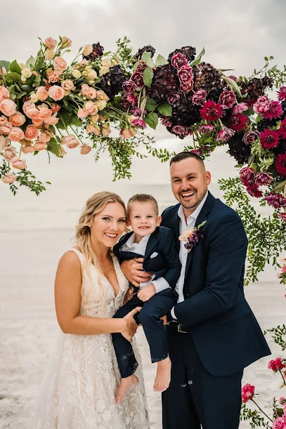 Juniper & Lane Notary Public and Wedding Officiant