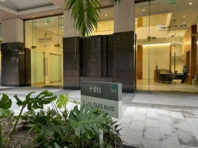Las Olas Notary — image 3