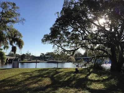 Lauren Rose Alexander, Florida Notary Public and Wedding Officiant — image 2